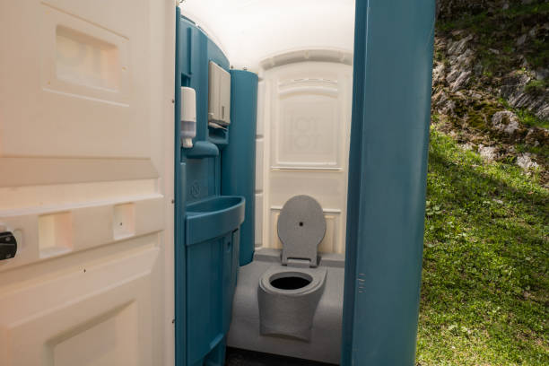 Best Porta potty delivery and setup  in Kurtistown, HI